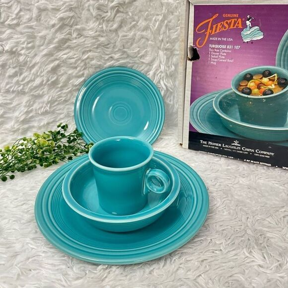 FIESTA‎ Genuine Turquoise 4- Piece Place Setting Dinnerware Vintage in Box - Picture 1 of 9